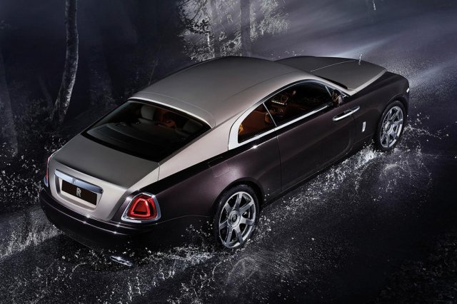Единая стоимость Roll-Royce Wraith - 245 тысяч евро