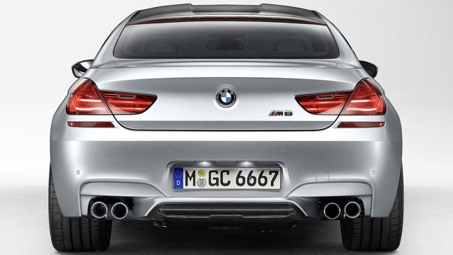 BMW    M5